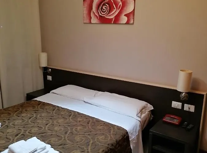 伊甸园酒店 维尼奥拉