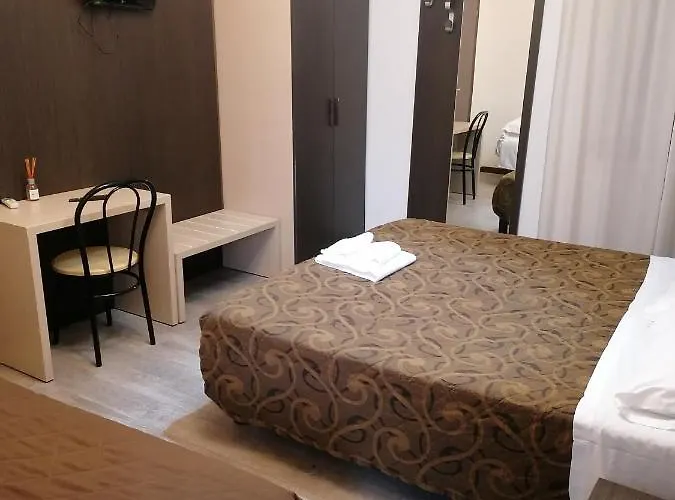 伊甸园酒店 维尼奥拉