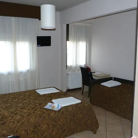 Hotel Eden 3*