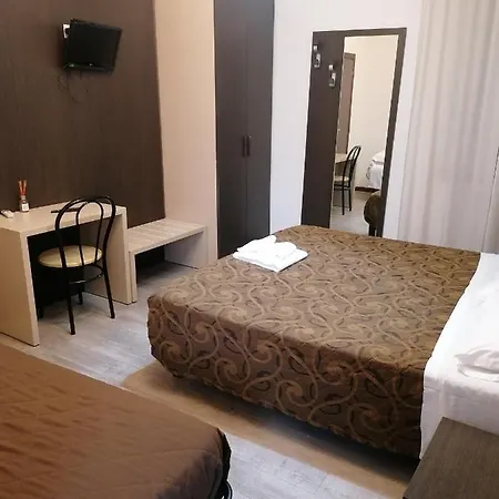 伊甸园酒店 维尼奥拉