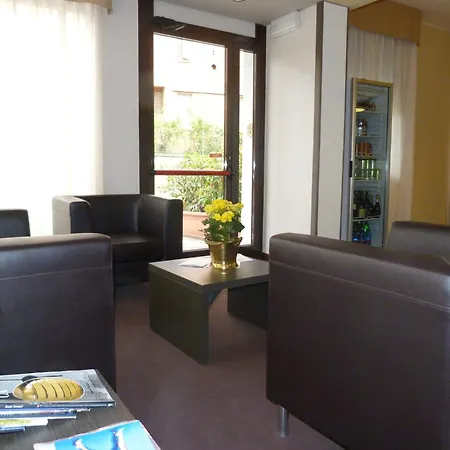 Hotel Eden 3*
