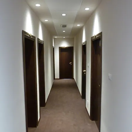 伊甸园酒店 酒店