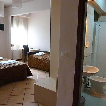 Eden Hotel